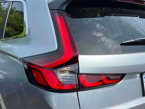 Certified 2025 Honda CR-V EX-L image 9