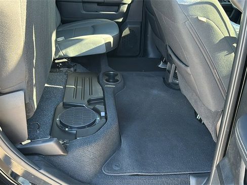 Used 2024 RAM 2500 Big Horn w/ Bed Utility Group image 32