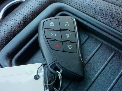 Used 2022 GMC Yukon SLT w/ SLT Premium Package AWD/4WD image 26