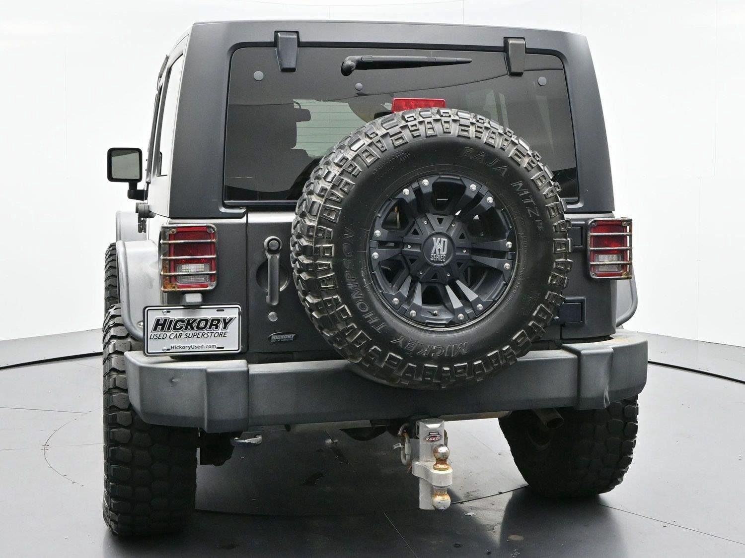 Used 2016 Jeep Wrangler Unlimited Rubicon w/ Dual Top Group AWD/4WD image 6
