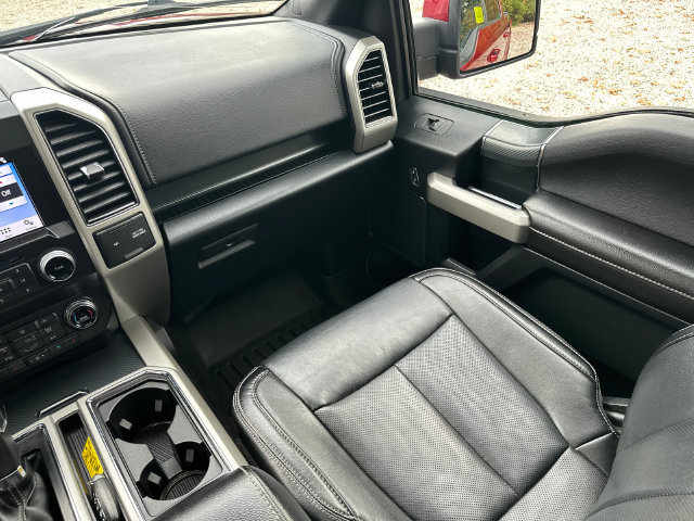 Used 2019 Ford F150 Lariat w/ Equipment Group 502A Luxury AWD/4WD image 24