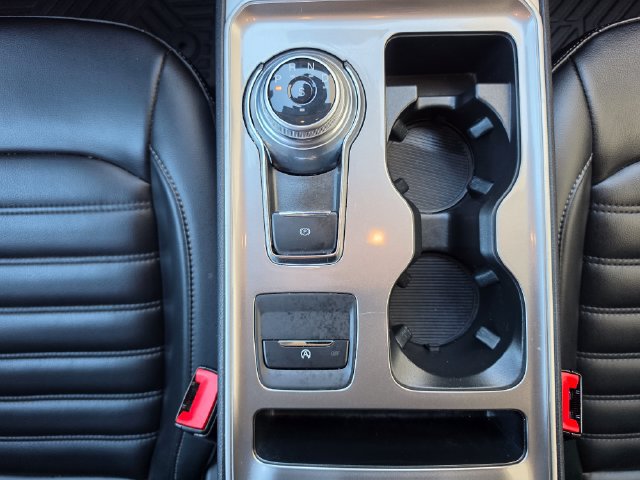Used 2024 Ford Edge SEL AWD/4WD image 40