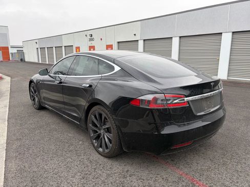 Used 2020 Tesla Model S Long Range Plus image 4