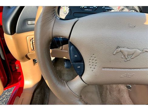 Used 1995 Ford Mustang GT RWD image 10