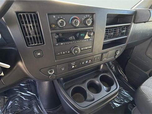 Used 2019 Chevrolet Express 3500 LT w/ LT Preferred Equipment Group image 20