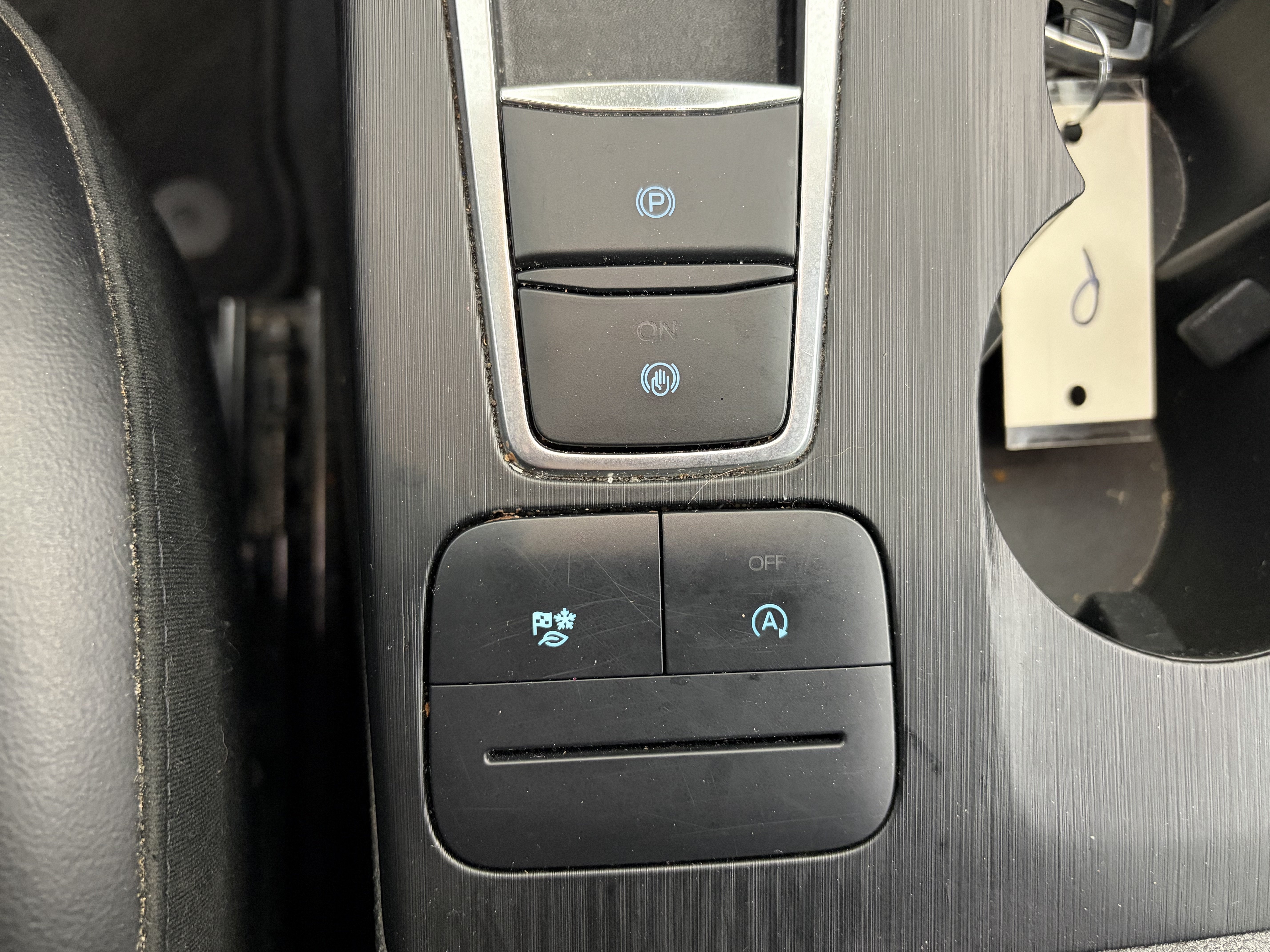 Used 2025 Ford Escape ST-Line Select AWD/4WD image 27