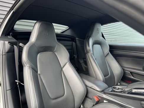 Certified 2022 Porsche 911 Carrera GTS image 22