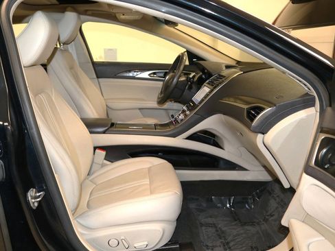 Used 2020 Lincoln MKZ Reserve w/ Elements Package image 17