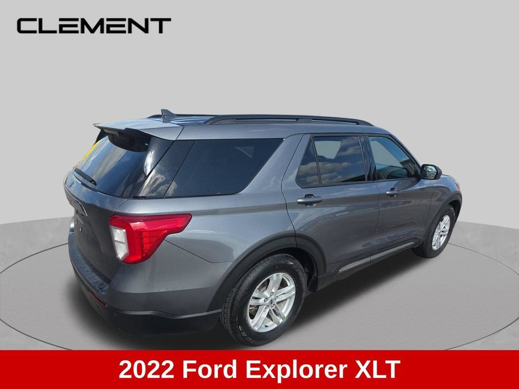 Used 2022 Ford Explorer XLT RWD image 6