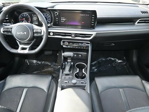 Used 2022 Kia K5 GT-Line image 13