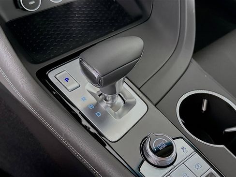 New 2026 Genesis G70 2.5T RWD image 18