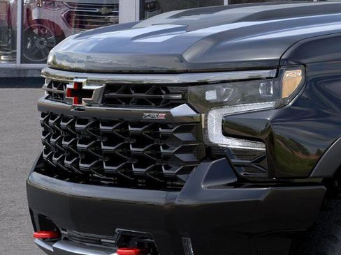 New 2026 Chevrolet Silverado 1500 ZR2 image 35