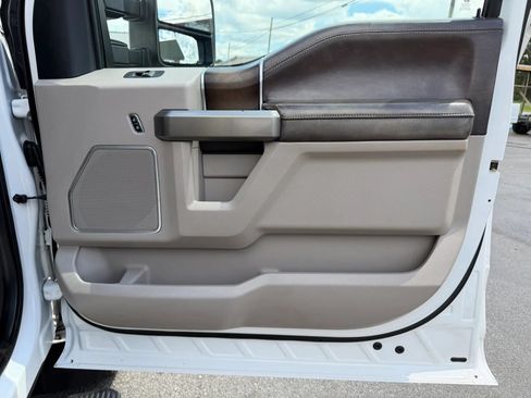 Used 2019 Ford F250 Limited AWD/4WD image 33
