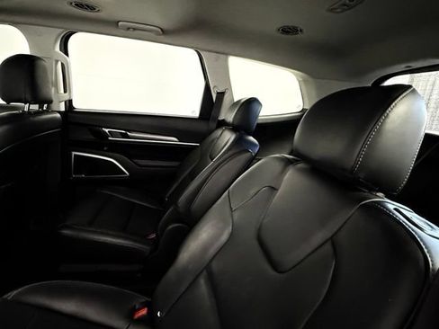 Used 2021 Kia Telluride S FWD image 27