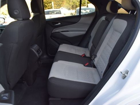 Used 2023 Chevrolet Equinox LS w/ LS Convenience Package image 21