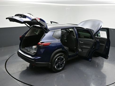 New 2026 Nissan Rogue SV w/ Cold Weather Package image 34