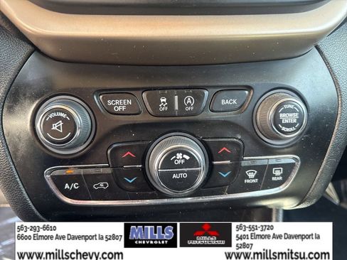 Used 2016 Jeep Cherokee High Altitude AWD/4WD image 17