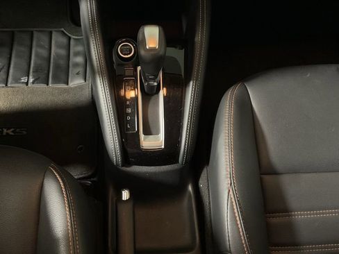 Used 2020 Nissan Kicks SR w/ SR Premium Package image 27