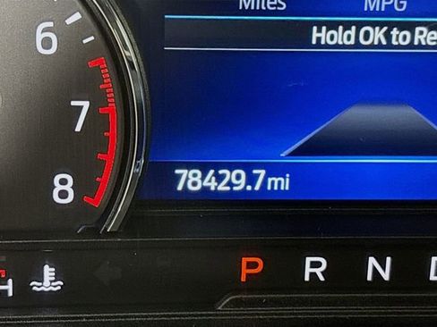 Used 2022 Ford Explorer XLT w/ Equipment Group 202A image 13