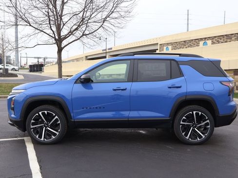 New 2026 Chevrolet Equinox RS w/ Convenience Package III FWD image 12