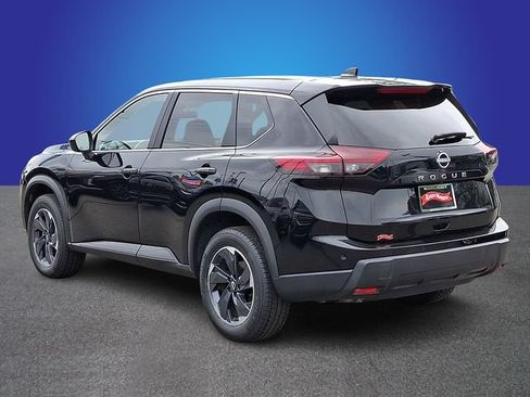 Used 2025 Nissan Rogue SV FWD image 6