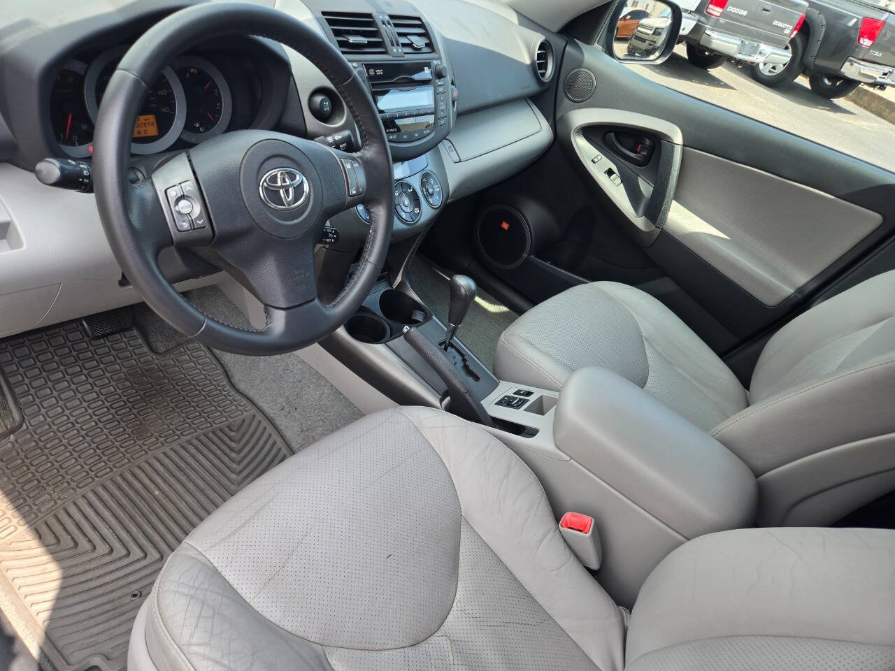Used 2011 Toyota RAV4 Limited w/ Limited Extra Value Pkg AWD/4WD image 14