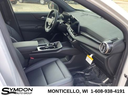 New 2026 Chevrolet Equinox LT w/ Convenience Package II image 19