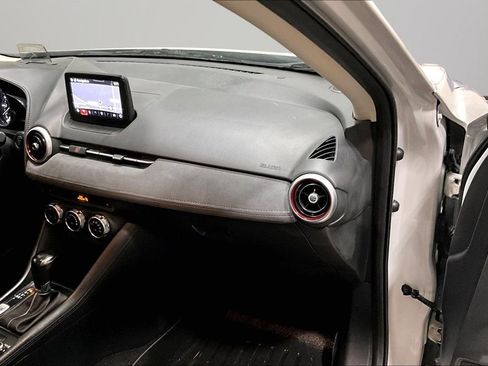 Used 2019 MAZDA CX-3 Grand Touring image 26