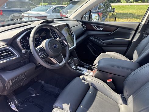 Certified 2023 Subaru Ascent Touring AWD/4WD image 4