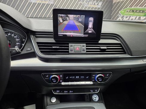 Used 2019 Audi Q5 2.0T Premium w/ Convenience Package image 22