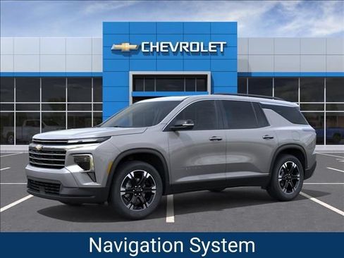 New 2027 Chevrolet Traverse LT w/ Sun and Wheel Package FWD image 2