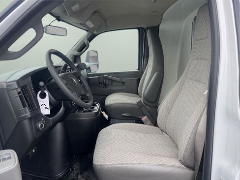 New 2026 Chevrolet Express 3500 w/ Power Convenience Package image 9
