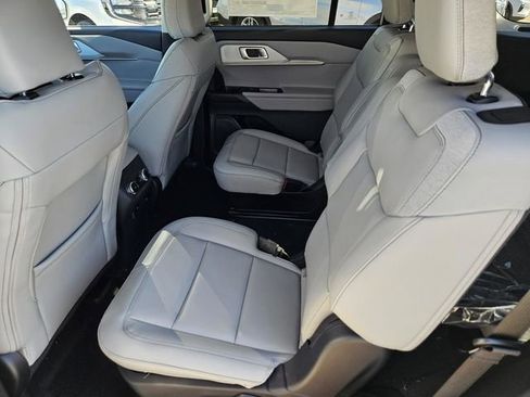 New 2026 Ford Explorer Active w/ Active Comfort Package image 27