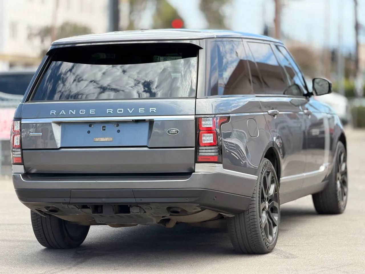 Used 2015 Land Rover Range Rover Long Wheelbase Supercharged AWD/4WD image 15