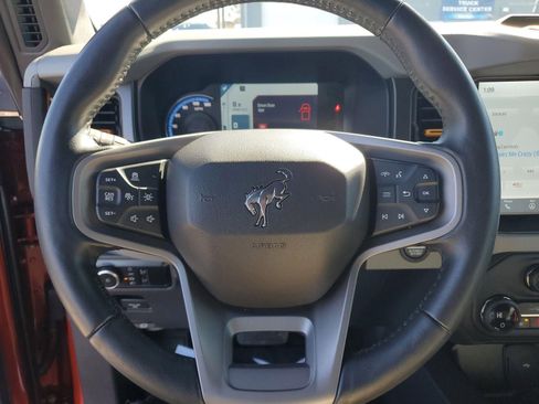 Used 2023 Ford Bronco Badlands AWD/4WD image 22