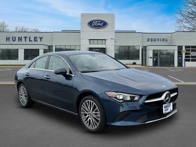 Used 2021 Mercedes-Benz CLA 250 4MATIC image 3