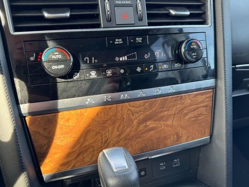 Used 2022 Nissan Armada SL image 19