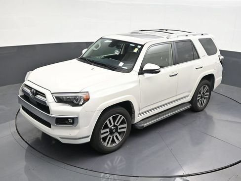 Used 2023 Toyota 4Runner Limited AWD/4WD image 15