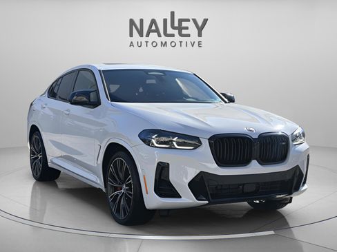 Used 2023 BMW X4 M40i image 5