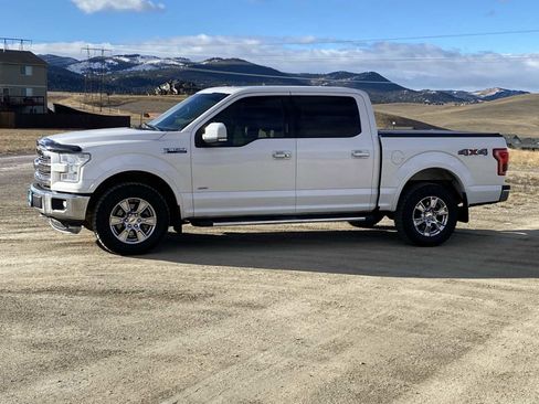 Used 2015 Ford F150 Lariat w/ Equipment Group 502A Luxury image 10