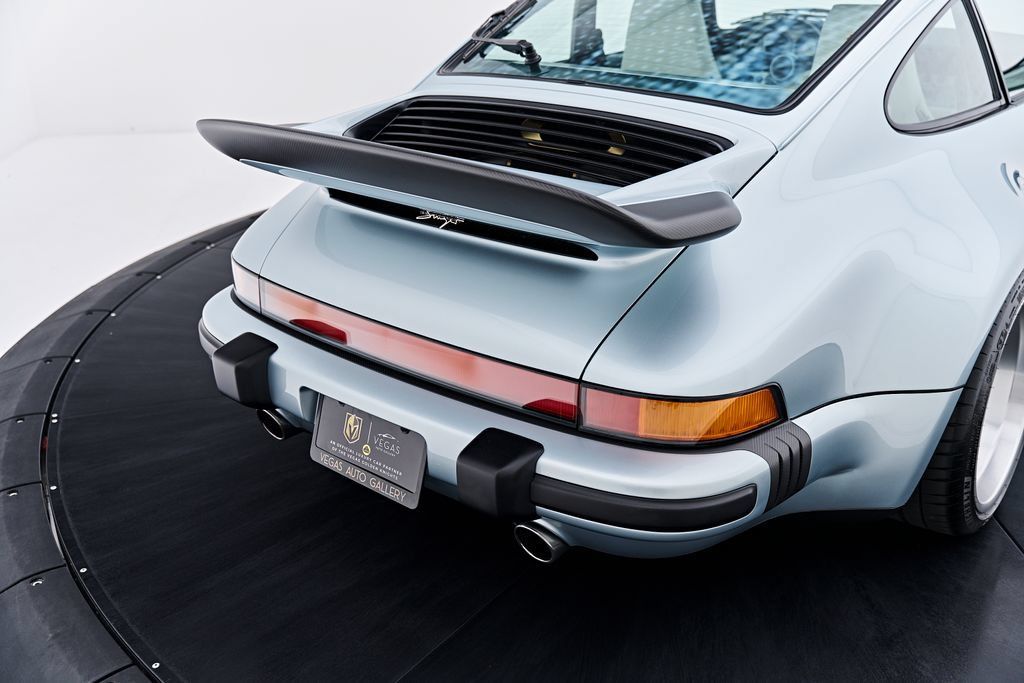 Used 1990 Porsche 911 Carrera image 33