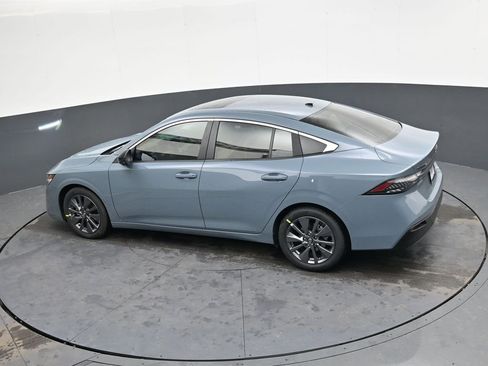 New 2026 Nissan Sentra SL w/ Floor Mat Package FWD image 27