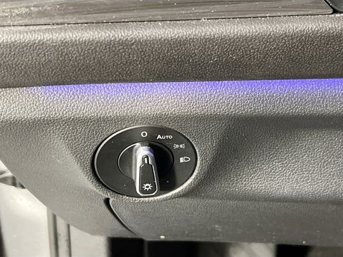 Used 2022 Volkswagen Jetta SEL image 10