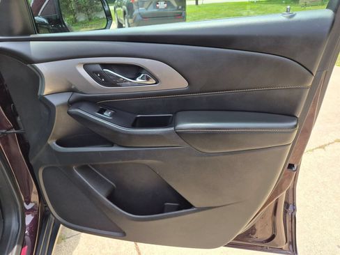 Used 2019 Chevrolet Traverse LT FWD image 32