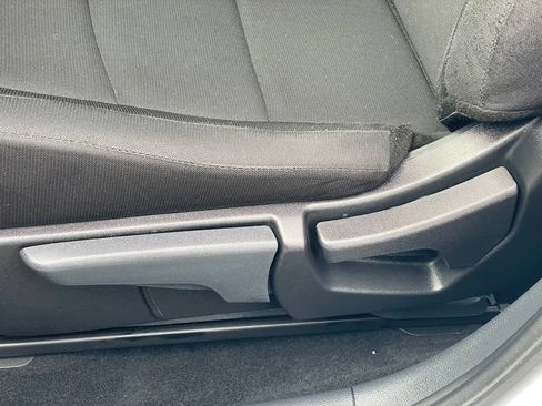 Certified 2025 Nissan Sentra S FWD image 14