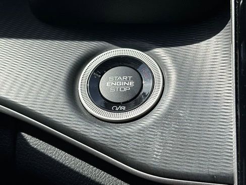 Used 2023 Jeep Grand Cherokee Altitude AWD/4WD image 37