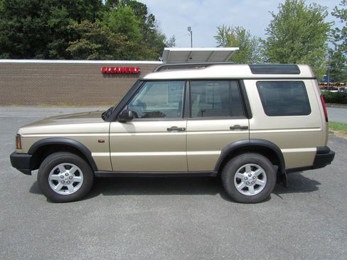 Used 2004 Land Rover Discovery S AWD/4WD image 7