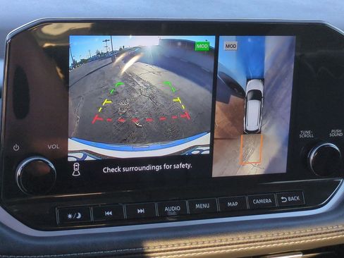 Certified 2023 Nissan Rogue SL w/ SL Premium Package image 18