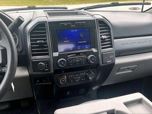 Used 2022 Ford F250 XLT AWD/4WD image 6