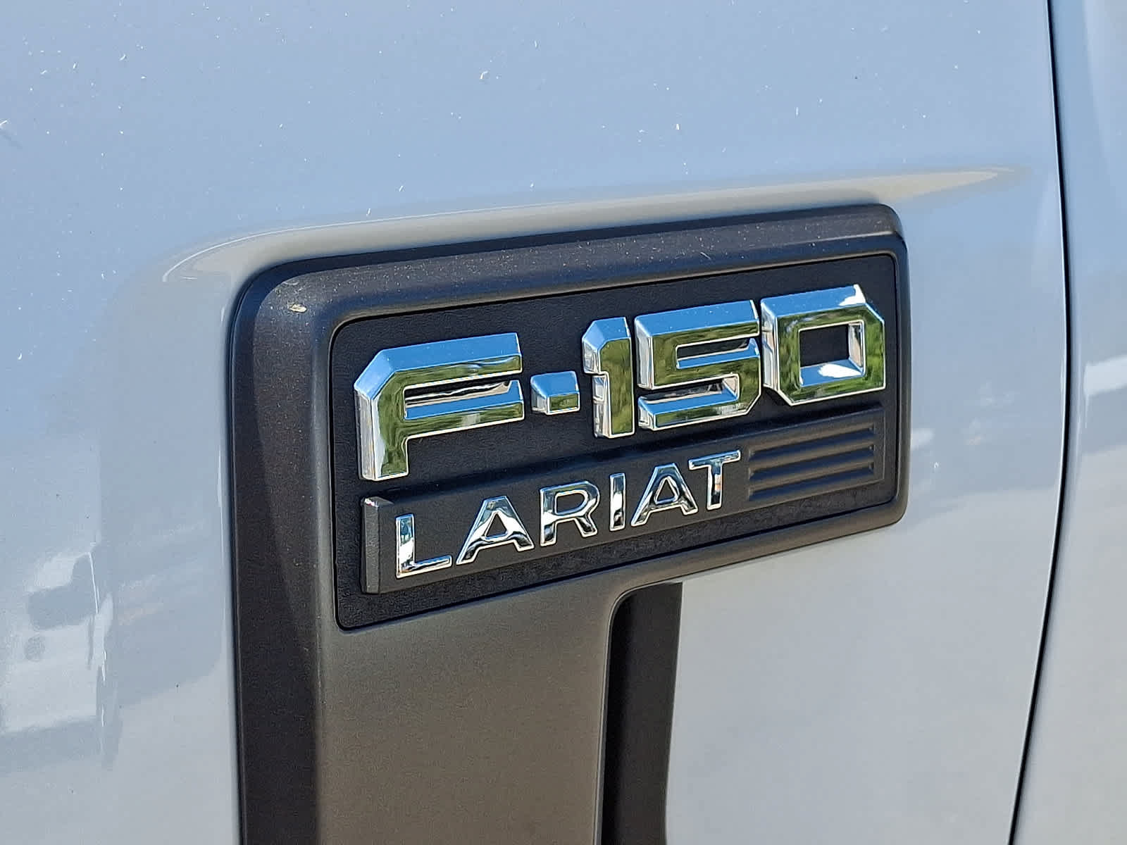 Used 2022 Ford F150 Lariat w/ Max Trailer Tow Package AWD/4WD image 5